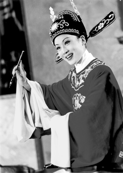 《女驸马》作为黄梅戏经典剧目,常演常新,图为韩再芬版《女驸马》剧照。资料图片