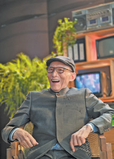 游本昌近照。 人民日报客户端供图