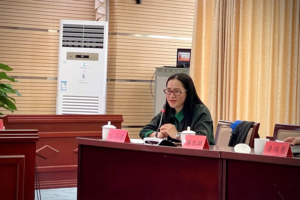 《亲爱的人们》作者马金莲