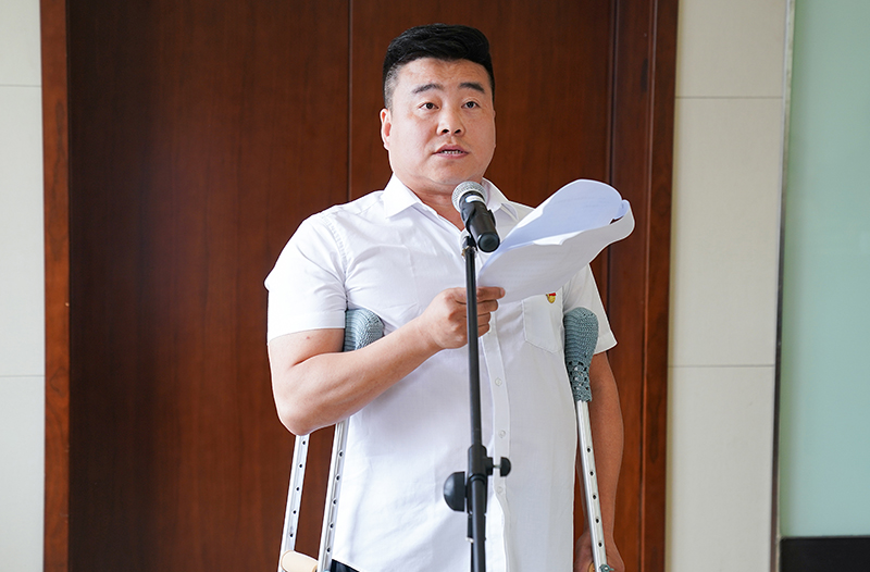 学员代表刘向东发言