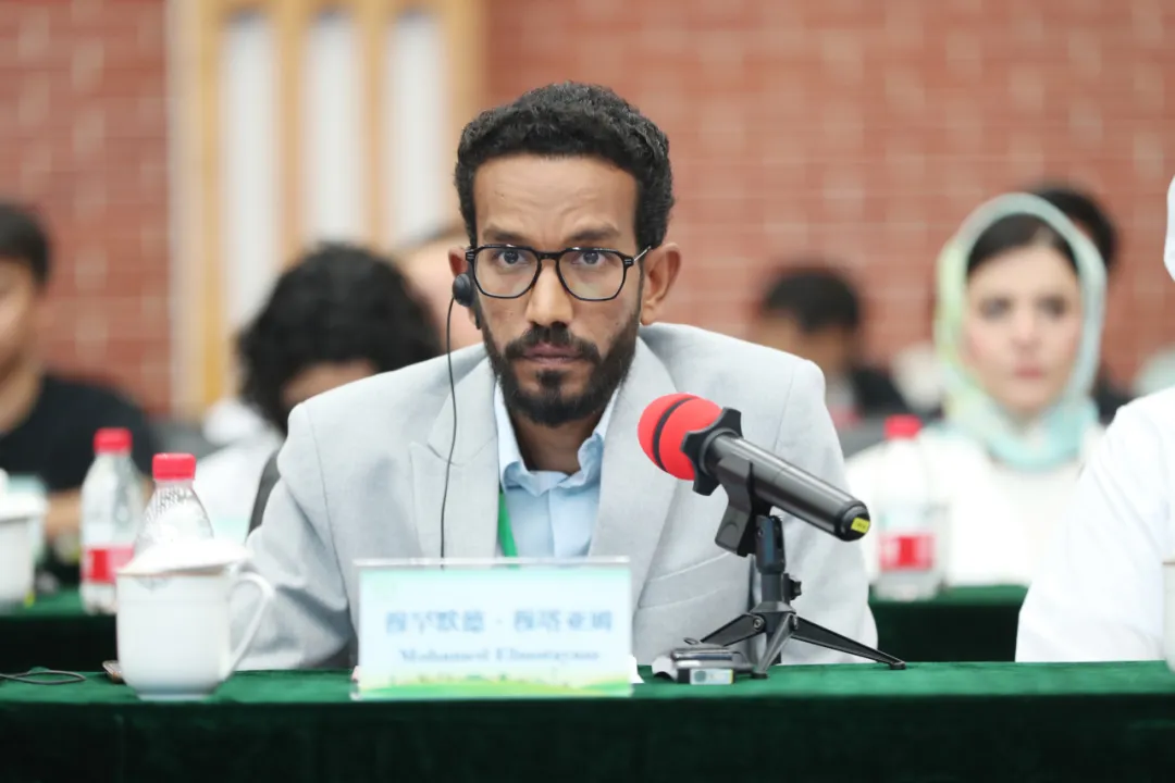 埃及诗人穆罕默德·穆塔亚姆