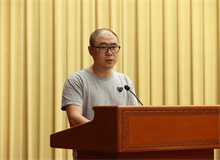 石一枫：文眼、文心、文采　　有了文眼、文心和文采，则会让一个作家永远保持青年写作的活力。祝年轻的朋友永远年轻，在文学攀登之路上的创新精神年轻……[详细]