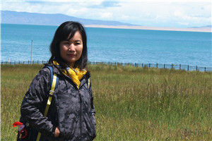 翻译奖:国家通用语言文字←→蒙古文
作者:朵日娜(蒙古族)
获奖感言大学毕业后,我到专门从事蒙译汉文学翻译的小机构——昭乌达译书社工作。在著名文学翻译前辈那顺德力格尔老先生的指导下,投入到昭乌达译书社庞大的翻译出版工程——《历代蒙古族文学作品选编》的编纂工作中。在编校收入丛书的众多文学翻译家译作过程中……