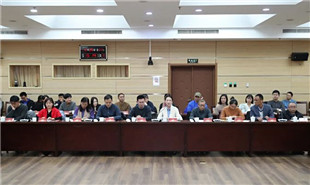 “文学一家人”座谈会现场