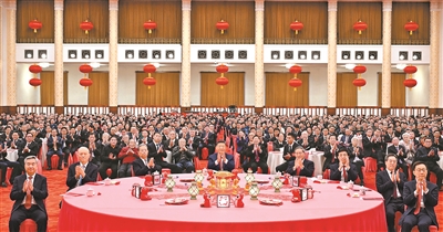 1月27日，中共中央、国务院在北京人民大会堂举行2025年春节团拜会。党和国家领导人习近平、李强、赵乐际、王沪宁、蔡奇、丁薛祥、李希、韩正等同首都各界人士欢聚一堂、共迎佳节。新华社记者  谢环驰摄