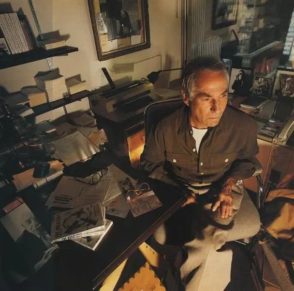 利什在《时尚先生》杂志办公室