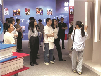 破圈·融合·共生——“中国文学新力量圆桌派”观察