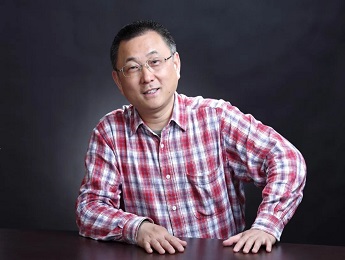 刘醒龙：感受青铜的激情