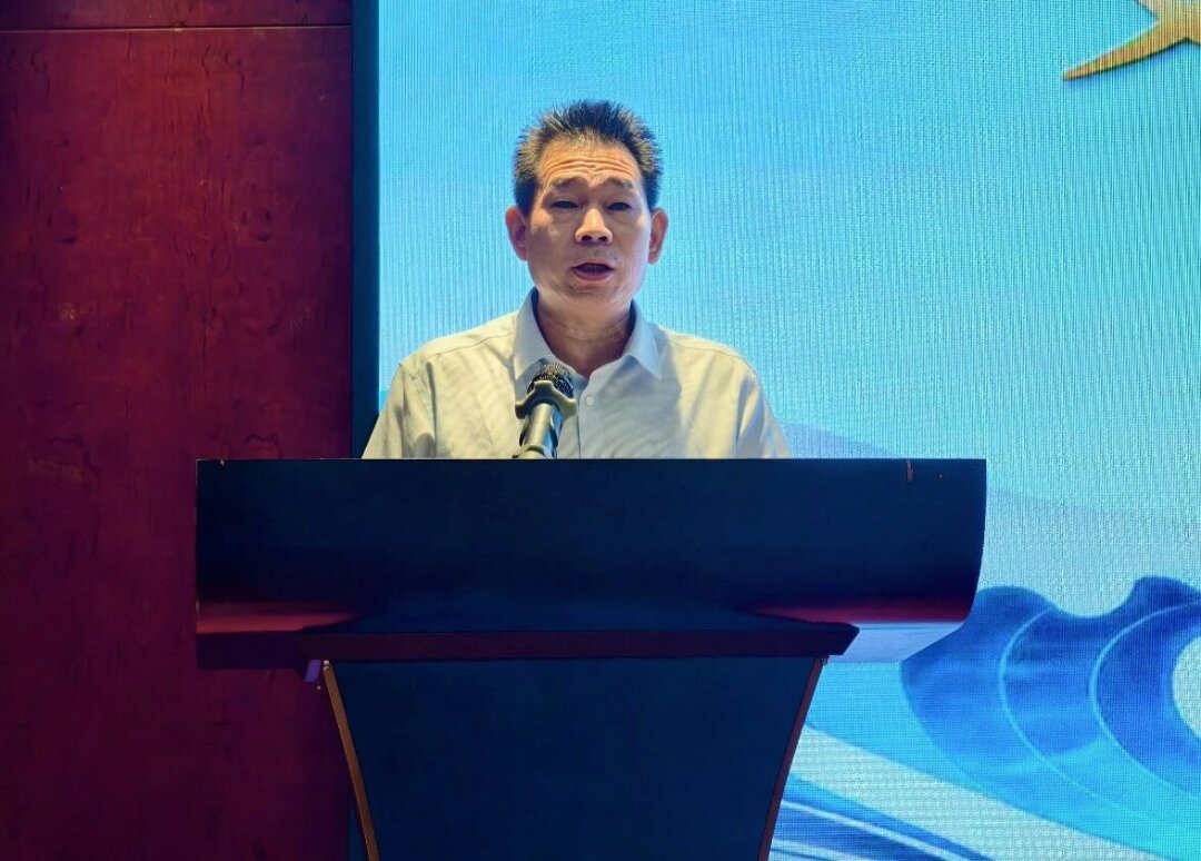 海南省作家协会主席彭玉斌致辞